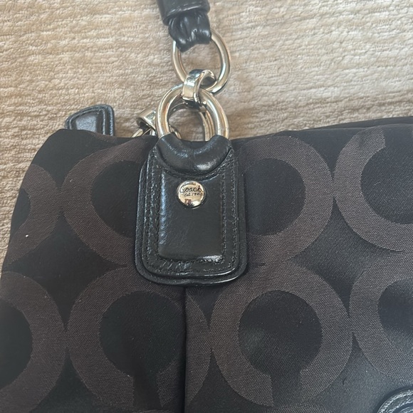 COACH Handbag - Picture 7 of 7